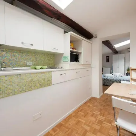 Little Paradise Apartment *